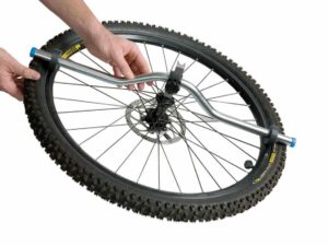 Alternative view of מד מרכוז גלגל מקצועי Unior דגם 1690/1