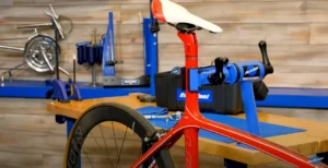 Alternative view of PCS-12.2 מתקן Home Mechanic Bench Mount Repair Stand