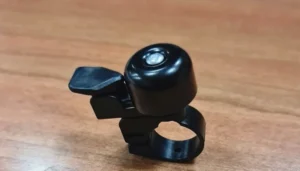 Alternative view of פעמון OS פטיש שחור