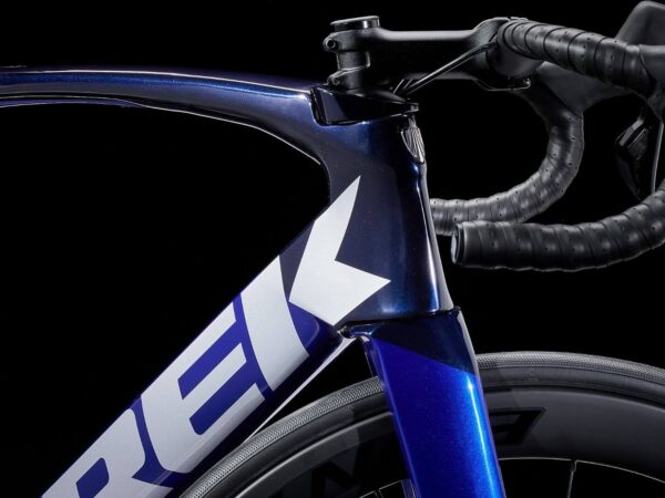 ⁦Madone SL 6 Di2 Gen 6 2023 - Blue⁩ – תמונה ⁦4⁩
