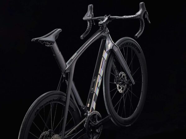 ⁦Madone SL 6 Di2 Gen 6 2023 - Matte Dnister Black⁩ – תמונה ⁦3⁩
