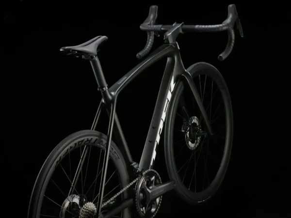 ⁦Trek Emonda SL 7 Disc 2024 - Matte Carbon Smoke⁩ – תמונה ⁦4⁩