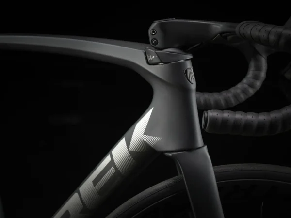 ⁦Trek Emonda SLR 7 Disc 2023 P1 - Matte Deep Smoke⁩ – תמונה ⁦6⁩