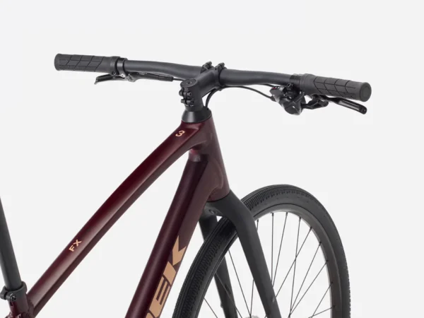 ⁦Trek FX Sport 3 Disc 2026 - Matte Cobra Blood⁩ – תמונה ⁦3⁩