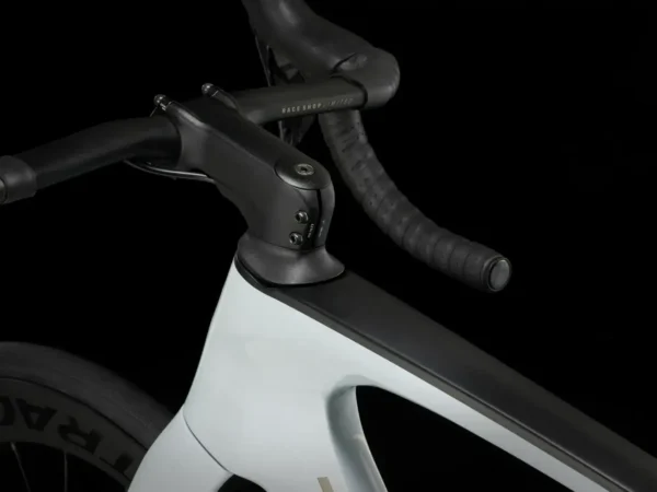 ⁦Trek Madone SL 7 Gen 7 - Plasma Grey Pearl⁩ – תמונה ⁦7⁩