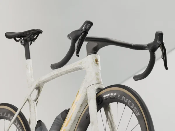 ⁦Trek Madone SLR 7 Gen 8 - Era White⁩ – תמונה ⁦5⁩