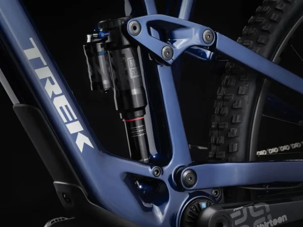 ⁦אופניים חשמליים Trek Fuel EXe 9.8 GX AXS 2023 - Mulsanne Blue⁩ – תמונה ⁦9⁩