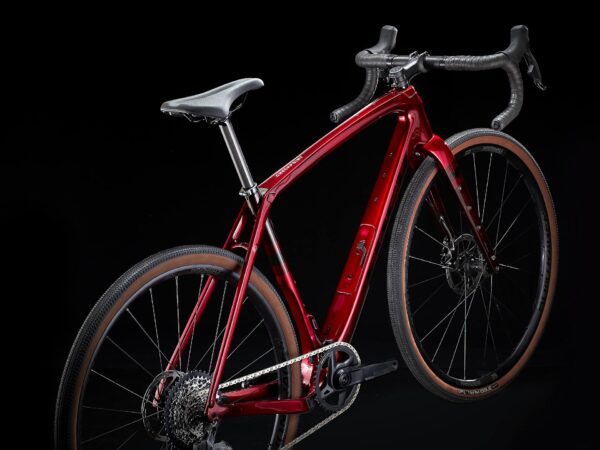 ⁦Trek Checkpoint SL 6 Etap 2023 - Crimson/Carbon Red Smoke⁩ – תמונה ⁦4⁩