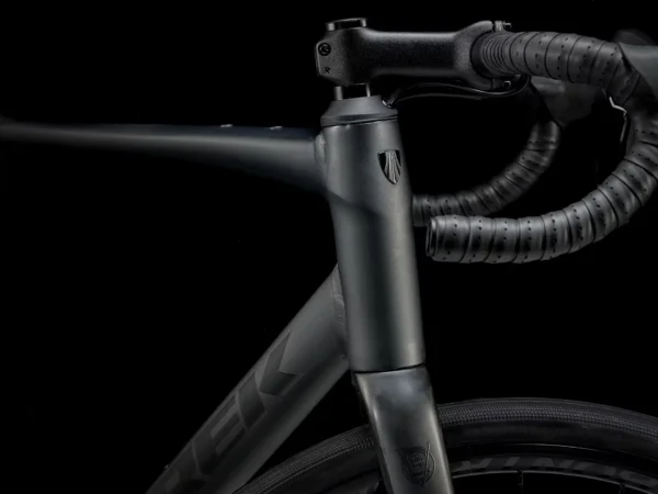 ⁦Trek Domane AL 2 Disc Gen 4 2026 - Black⁩ – תמונה ⁦5⁩
