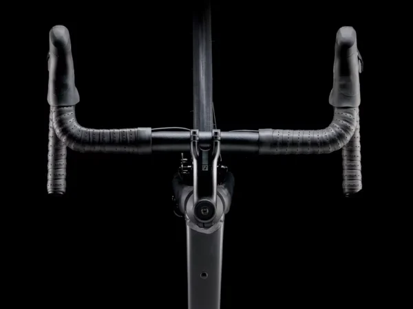 ⁦Trek Domane AL 2 Disc Gen 4 2026 - Black⁩ – תמונה ⁦7⁩