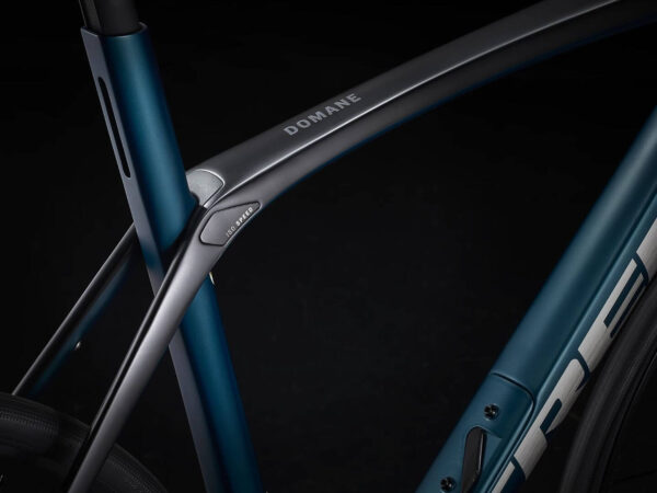 ⁦Trek Domane SL 6 Disc Gen 3 2022-23 - Dark Aquatic/Trek Black⁩ – תמונה ⁦8⁩