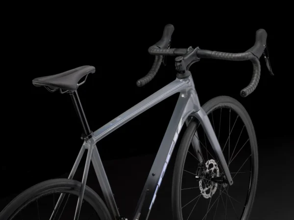 ⁦Trek Emonda ALR 5 Disc 2024 - Slate Prismatic/Black Prismatic Fade⁩ – תמונה ⁦4⁩