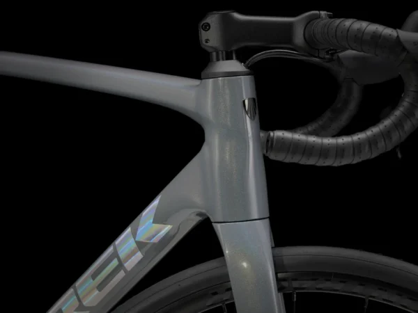 ⁦Trek Emonda ALR 5 Disc 2024 - Slate Prismatic/Black Prismatic Fade⁩ – תמונה ⁦6⁩