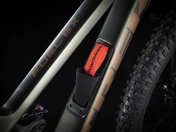 ⁦Trek Fuel EX 9.8 Gen 5 - Satin Black Olive⁩ – תמונה ⁦5⁩