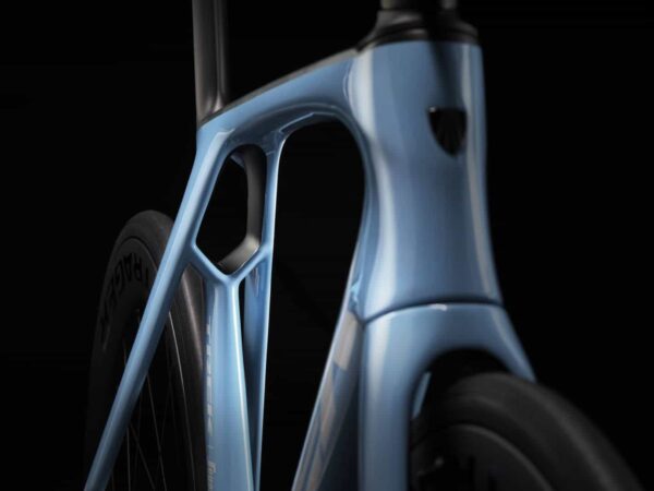 ⁦Trek Madone SLR 7 Gen 7 eTap 2023 - Quicksilver⁩ – תמונה ⁦6⁩