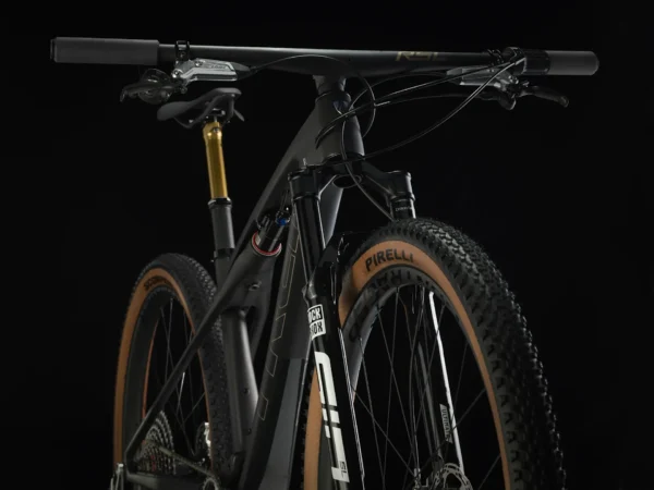 ⁦Trek Supercaliber SLR 9.9 XX AXS Gen 2 - Matte Carbon Smoke⁩ – תמונה ⁦4⁩