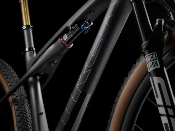 ⁦Trek Supercaliber SLR 9.9 XX AXS Gen 2 - Matte Carbon Smoke⁩ – תמונה ⁦5⁩