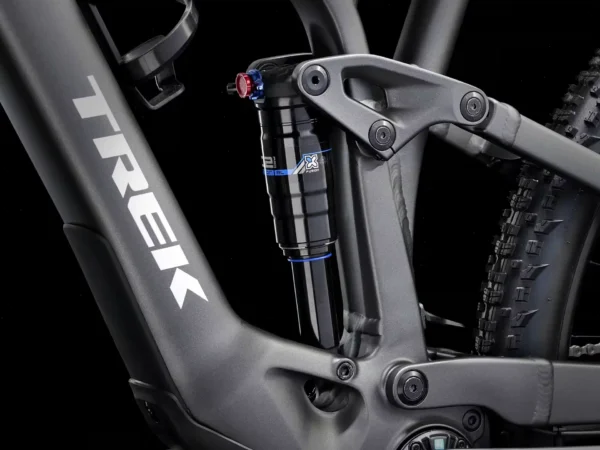 ⁦אופני הרים חשמליים Trek Fuel EXe 5 2025 - Matte Dnister Black⁩ – תמונה ⁦9⁩