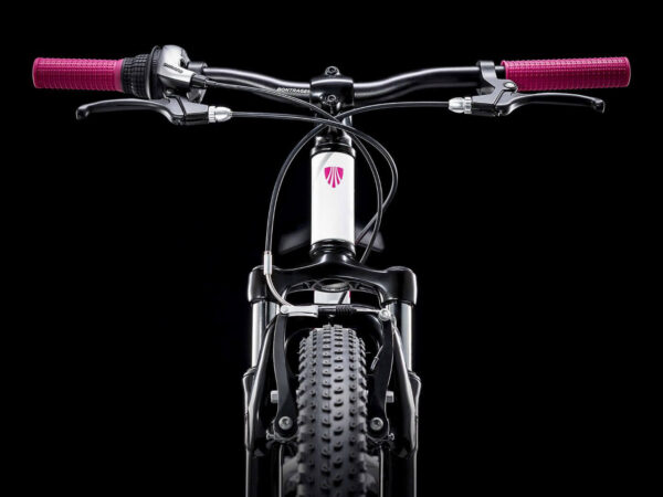 ⁦אופני הרים לילדים Trek Precaliber 24 8S V22 - Voodoo Crystal White⁩ – תמונה ⁦5⁩