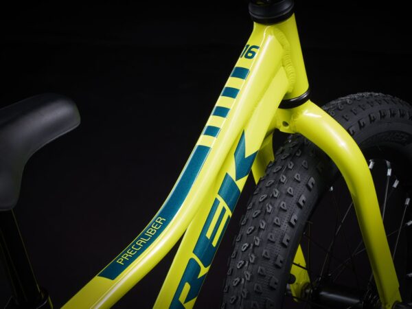 ⁦אופני ילדים וילדות מעצורי רגל Trek Precaliber 16 CST 2023-25 - Volt⁩ – תמונה ⁦4⁩