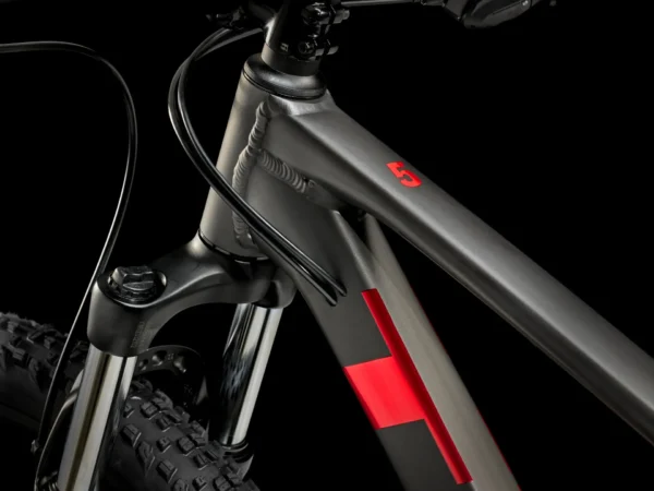 ⁦אופני שטח Trek Marlin 5 Gen 3 2024-25 - Matte Dnister Black⁩ – תמונה ⁦5⁩