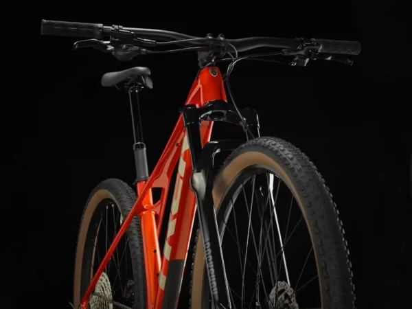 ⁦אופניים זנב קשיח Trek Procaliber 9.5 Gen 3 2025 - Lava⁩ – תמונה ⁦4⁩