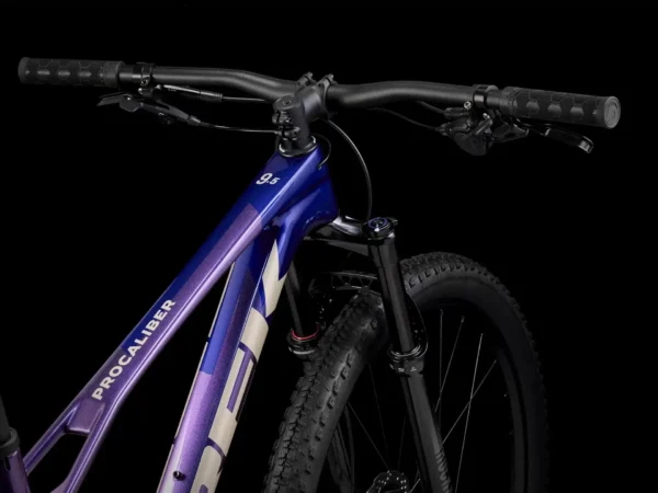 ⁦אופניים זנב קשיח Trek Procaliber 9.5 Gen 3 2025 - Purple Flip⁩ – תמונה ⁦3⁩