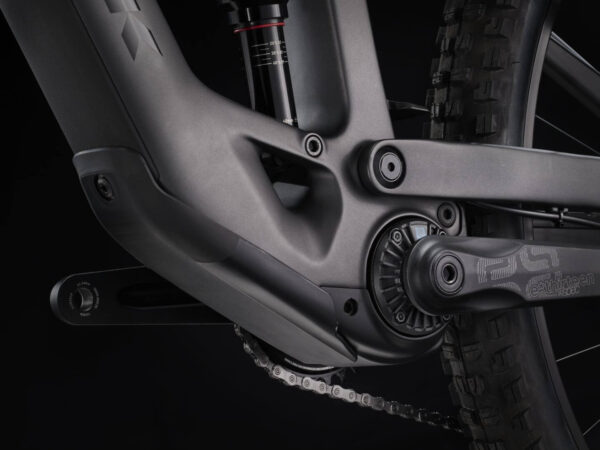 ⁦אופנים חשמליים Trek Fuel EXe 9.5 2023 - Matte Dnister Black⁩ – תמונה ⁦3⁩