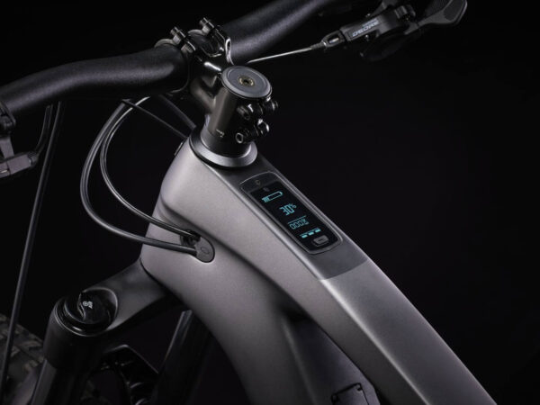 ⁦אופנים חשמליים Trek Fuel EXe 9.5 2023 - Matte Dnister Black⁩ – תמונה ⁦4⁩